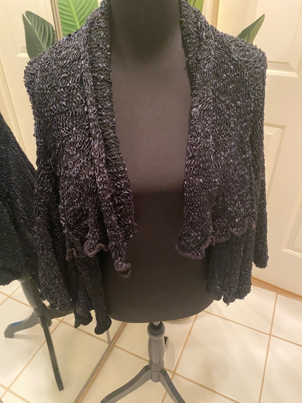 Pretty Angel Black Open-Front Textured Shrug - Picture 3 of 5